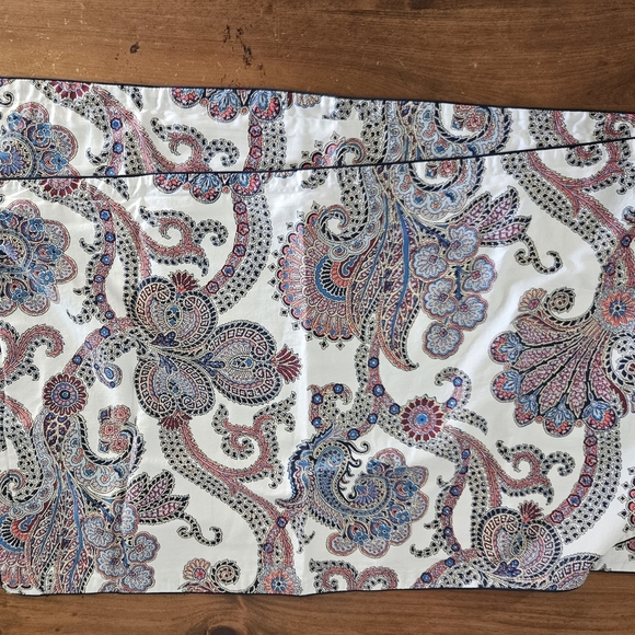 Lauren Ralph Lauren Carter Multi Paisley King Size Pillow Shams Set of 2 - Picture 1 of 10